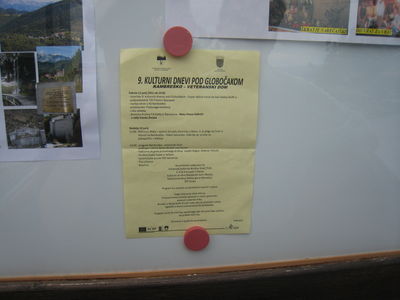 Program na steni Veteranskega doma v bivši karavli (D2495)