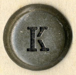 Vojaška kokarda z monogramom cesarja Karla 1917 - 1918